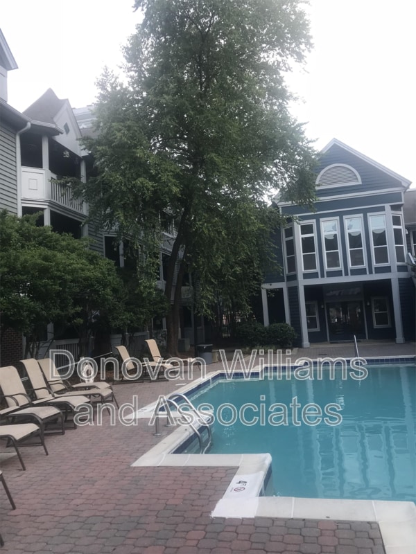 Photo - 3-53C S Graham St