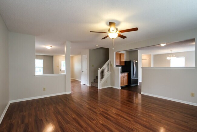 Photo - 10743 Timothy Ln