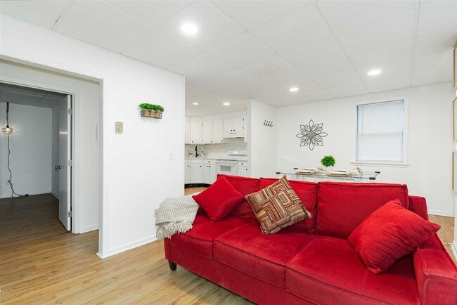 Photo - 48 Columbia St Unit The Loft