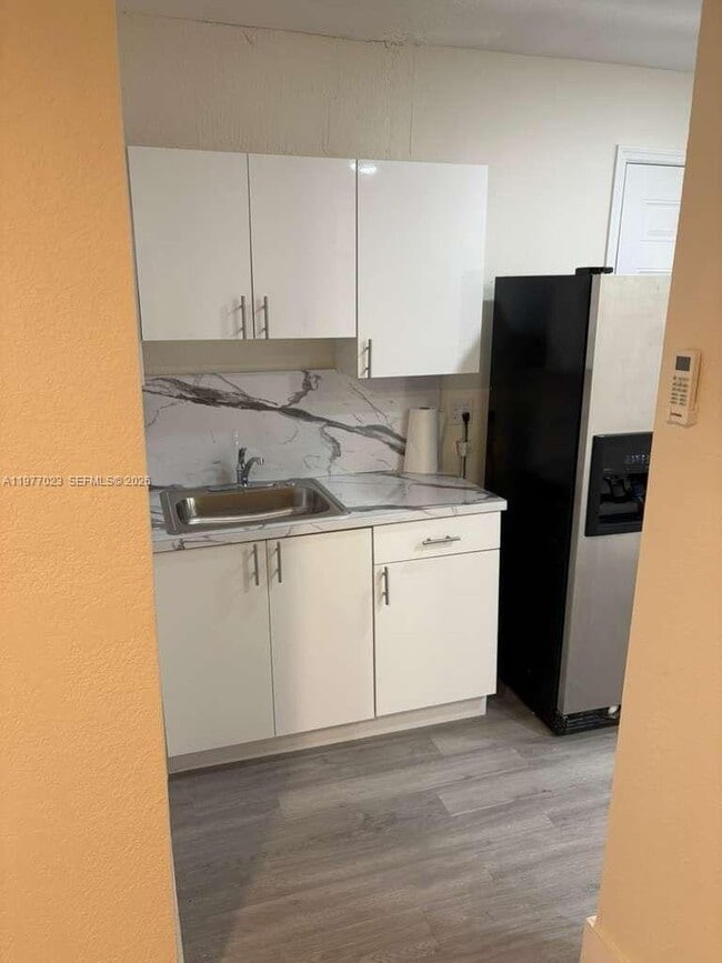 Building Photo - 13426 SW 284th St Unit 1