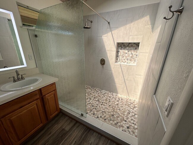 Photo - KOKEANU-LBP Unit KOKE Studio