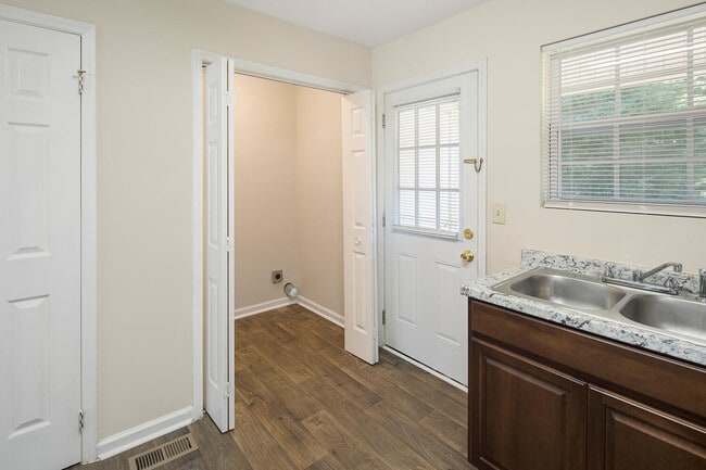 Cedar Chase Apartments