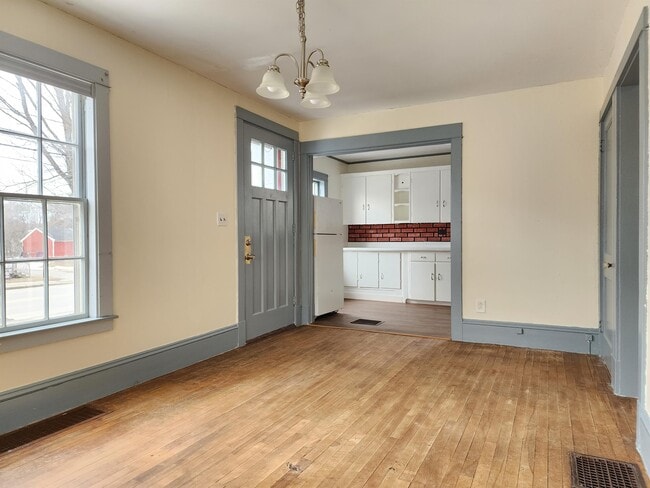 281 Wilson St
