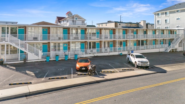 Photo - 7 45th St Unit 107