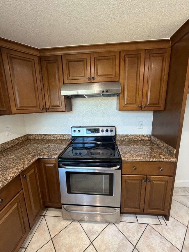 Photo - 1089 Honey Ct