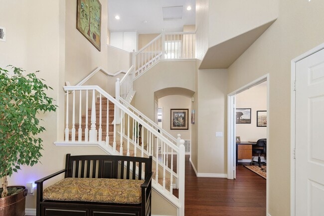 Photo - Meticulously Maintained Home in Temeku Hills, 4br/3ba, 3 Car Garage, 1981 sqft. + Enclosed Sunroo...