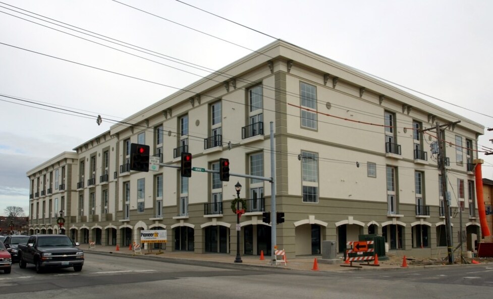 Primary Photo - Kirkwood Station Plaza Apartments