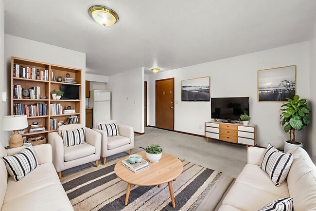 Photo - Burbank Village Apartments