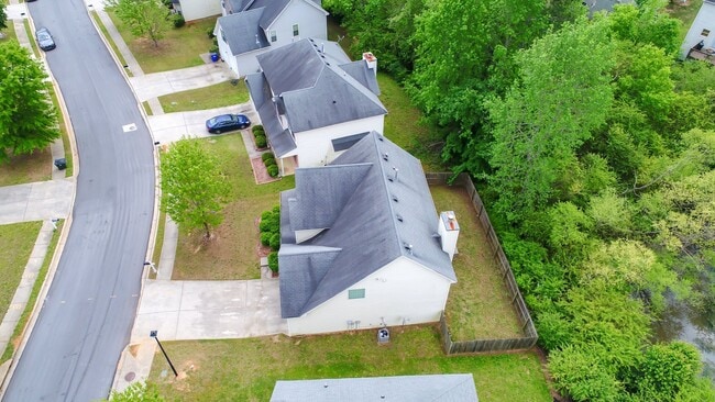 Photo - Impressive 3 Bed, 2.5 Bath Home