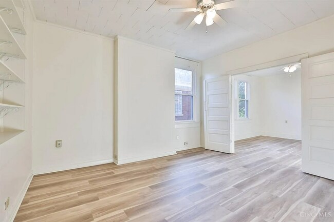 Photo - 2911 Robertson Ave Unit Oakley Ideal 2 Br