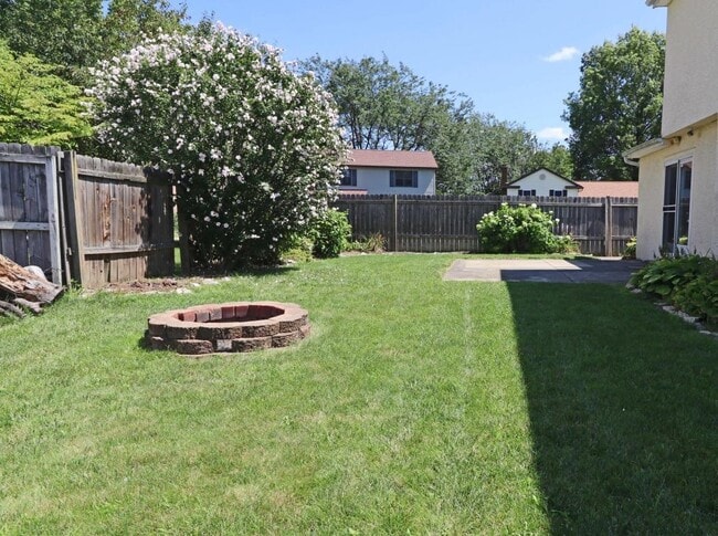 Photo - 281 Parkview Dr