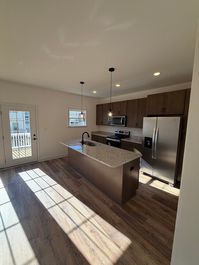 Photo - 1420 Derby Dr