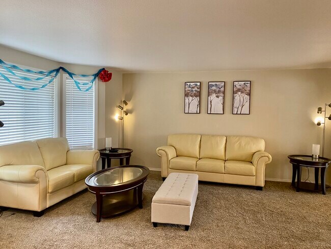 Photo - 458 Trout Ave