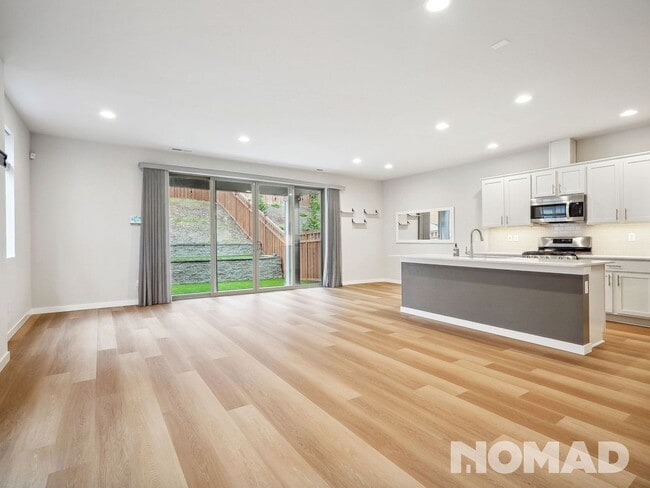 Photo - 12920 193rd Ave E