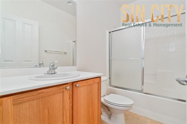 Photo - "Charming 3-Bed Haven with 1,718 Sq. Ft. of Comfort in Sun City Aliante!"