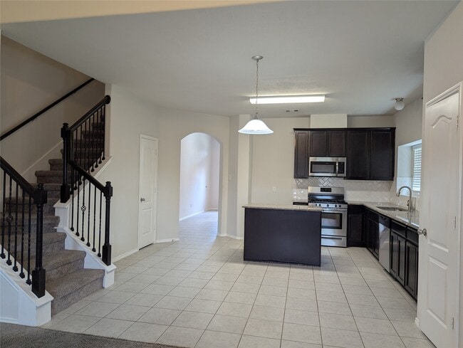 Photo - 13319 Lansdown St