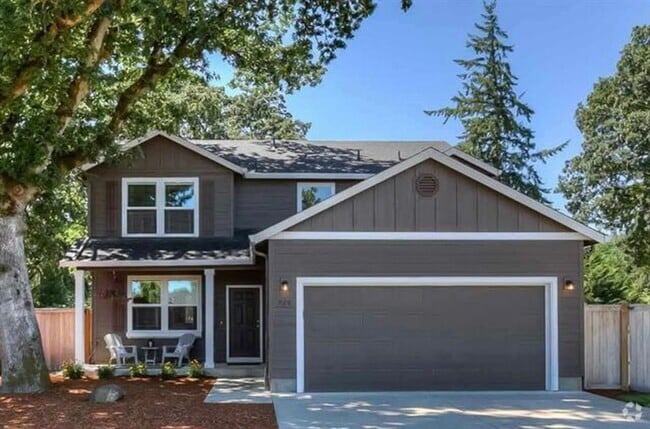 Building Photo - 926 NE Oakmont Loop Rental