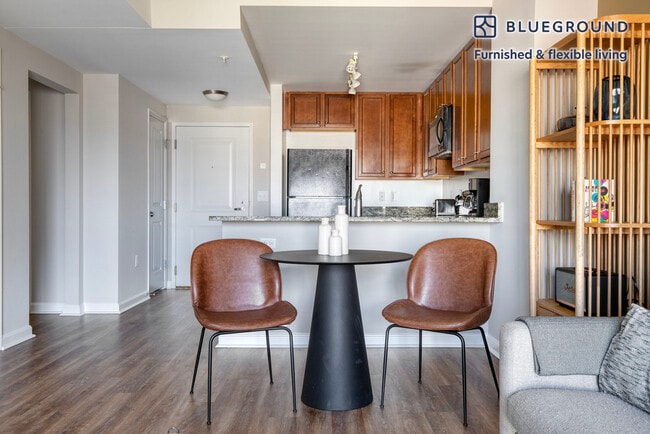 Photo - 11351 Woodglen Dr Unidad FL3-ID720