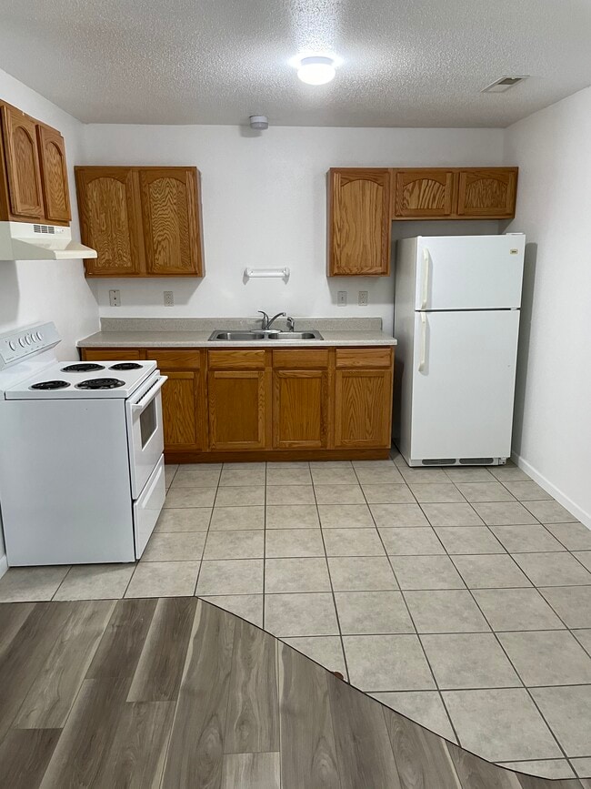 Building Photo - 1300 N 7th St Unit A