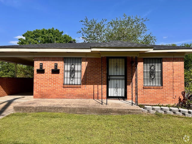 Building Photo - MLK Rental