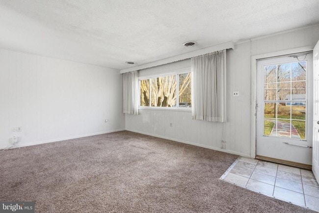 Photo - 1469 Cedarhurst Rd