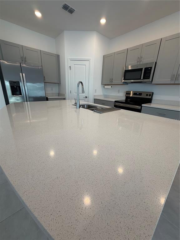 Photo - 2914 Canary Ave