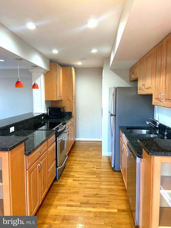 Photo - 9518 Hagel Cir