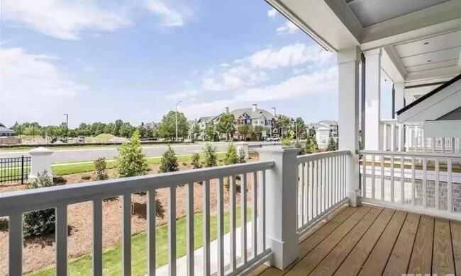 Balcony - 310 Clementine Dr