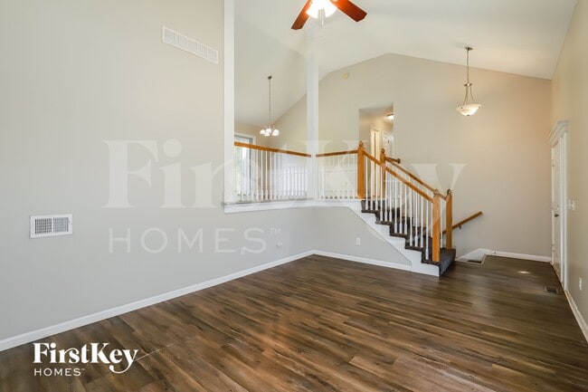 Photo - 8024 N Spruce Ave