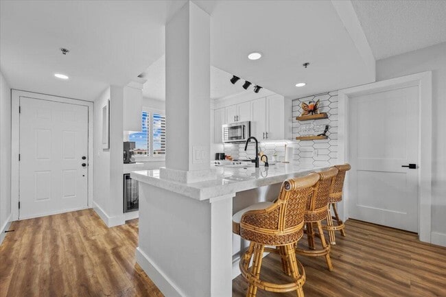 Photo - 201 S Seas Dr Unit 404