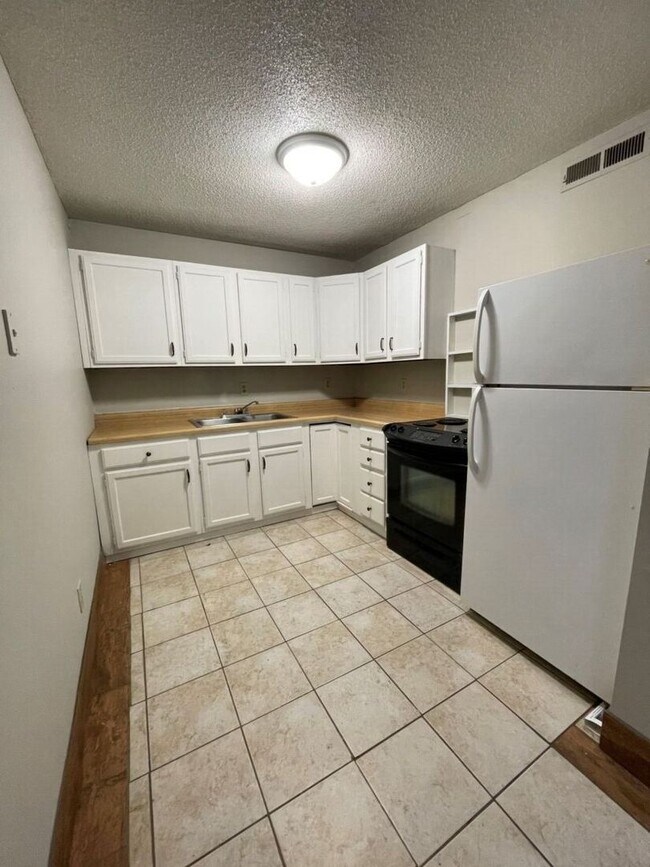 Photo - 1116 Union St Unit 1