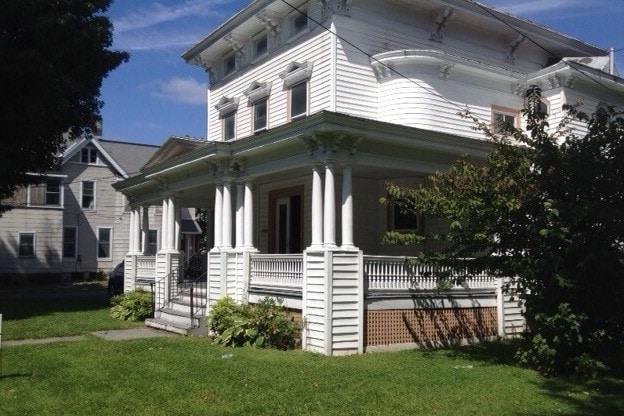 Photo - 214 W Thomas St
