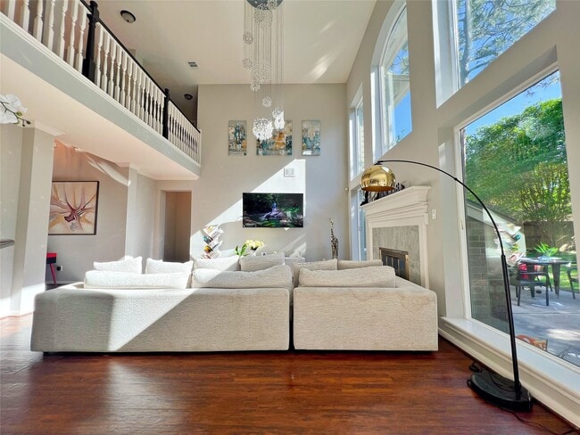 Photo - 4007 N Beechwood Ct