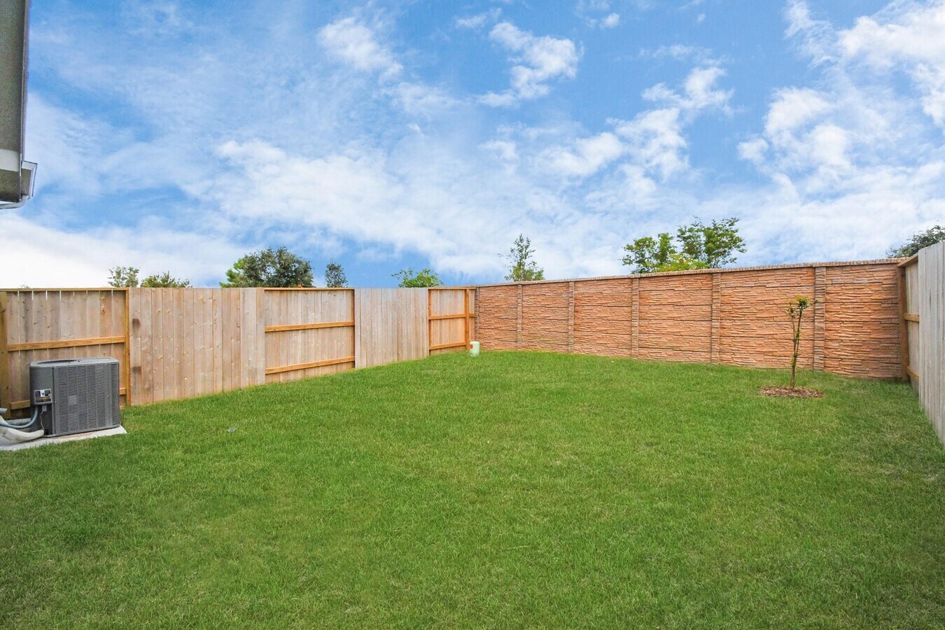 Photo - 4911 Perennial Ct