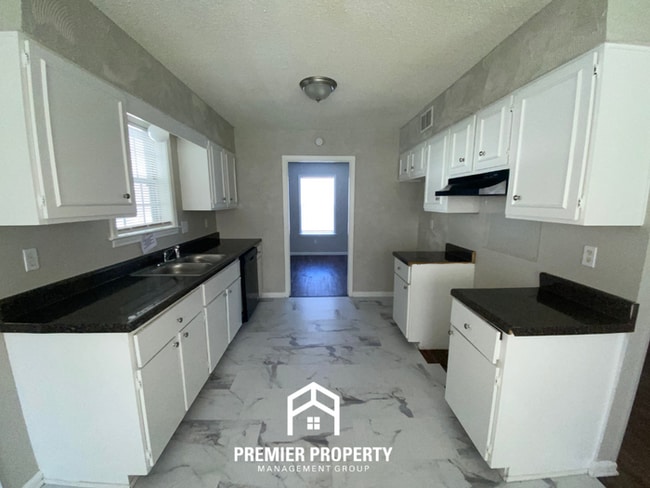 Photo - 3999 Hanna Dr