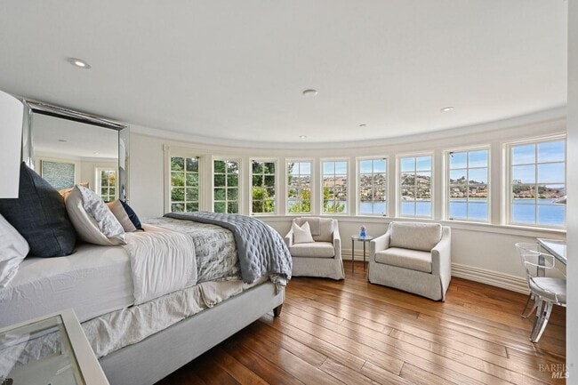 Photo - 276 Beach Rd
