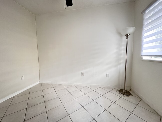 Photo - 3051 SW 27th Ave