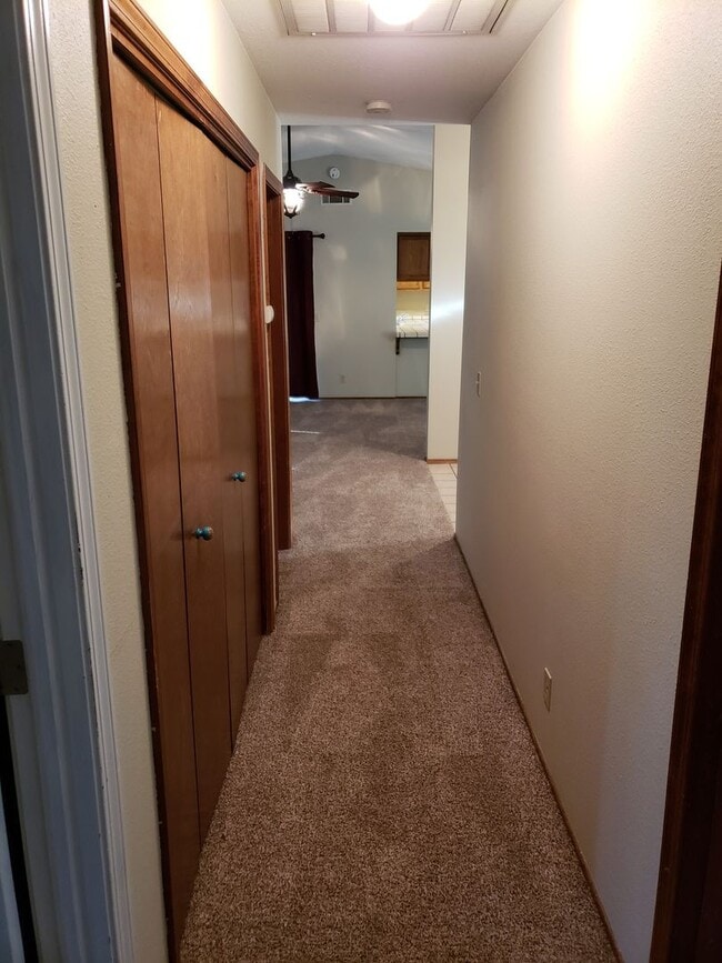 Photo - 3 BED 2 BATH HOUSE OFF VICTOR AVE