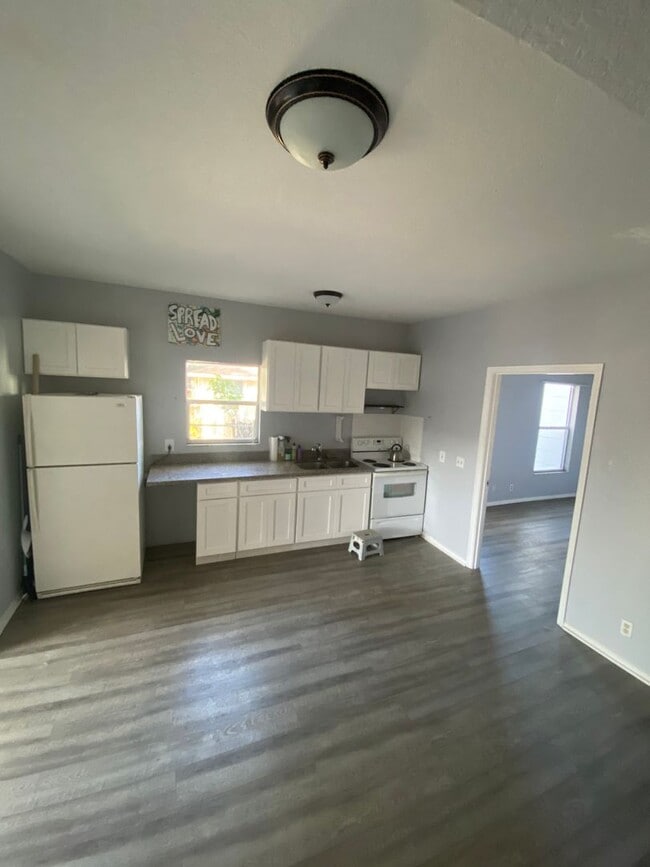 Photo - 715 8th St N Unit 1