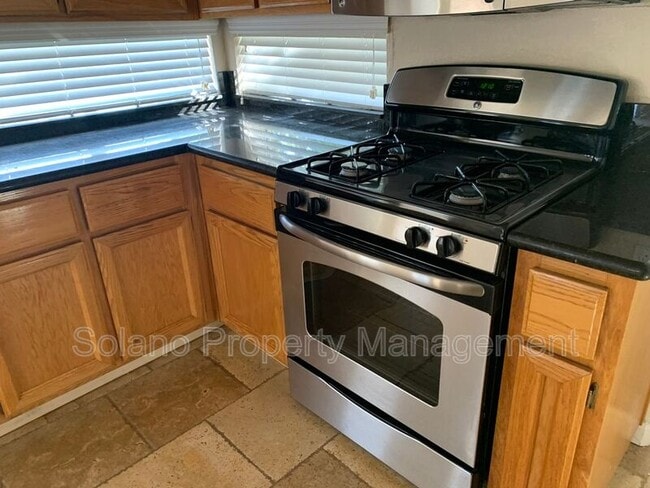 Photo - 143 Sundance Dr