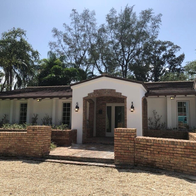 Photo - 5100 Granada Blvd