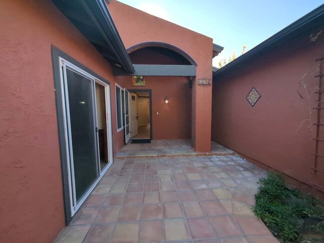 Photo - Beautifully Rehabbed 6 Bedroom Home in Desirable Montalvo Heights in Ventura