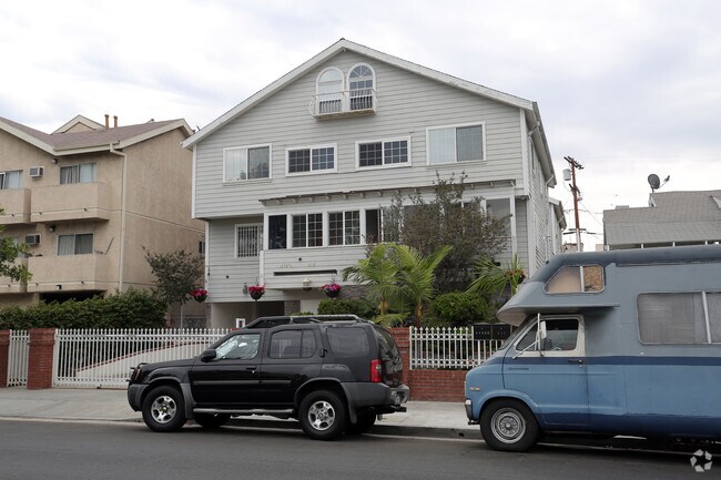 Photo - 416 N Oxford Ave