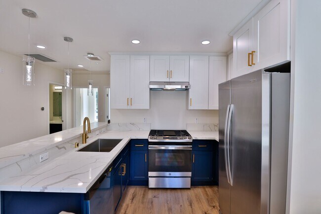 Photo - Sagittarius Apartments