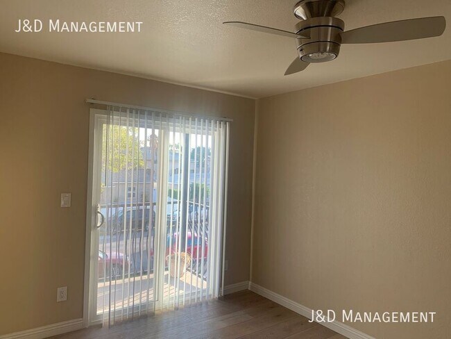 Photo - 2664 Magnolia Ave Unidad 3