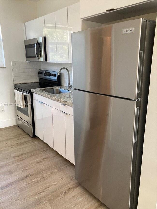 Photo - 1815 NW 1st Ct Unidad 11