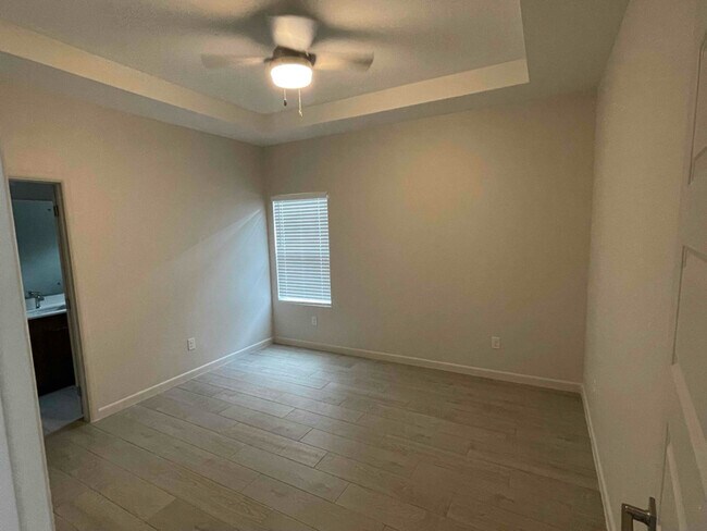 Photo - 3417 Duke Ave Unit 1