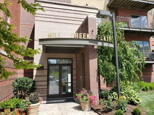 Photo - 4521 Wornall Rd Unidad 307