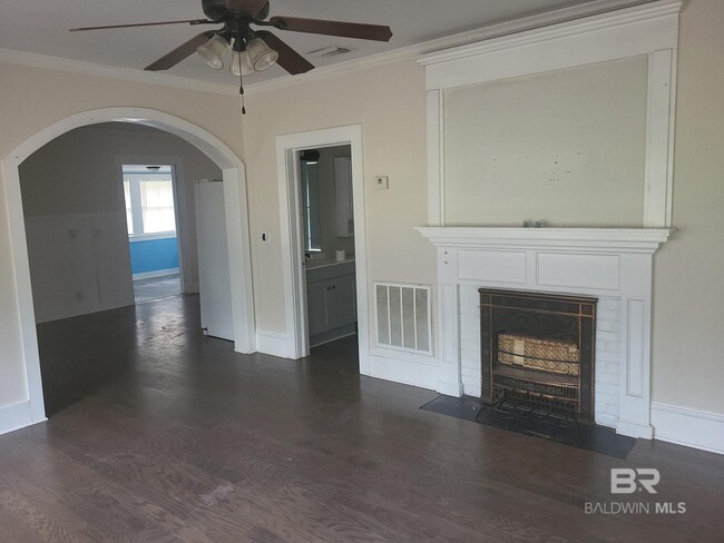 Photo - 503 S Cedar St