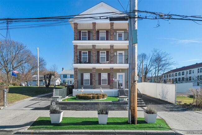 Building Photo - 75 Albany St Unit 3